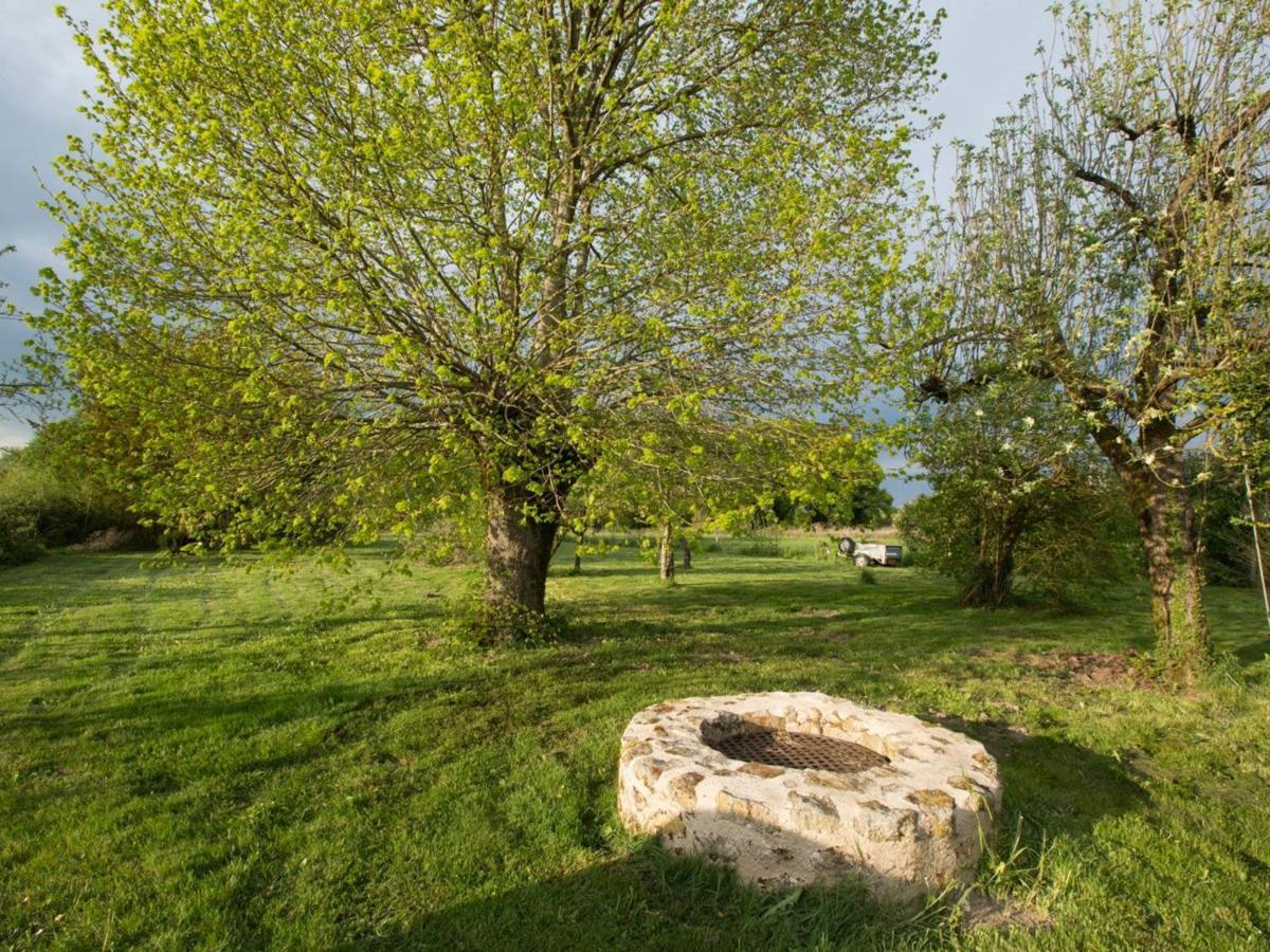 Villa Communauté de communes Brenne - Val de Creuse-Rosnay, 5 pièces, 8 personnes - FR-1-591-141 Extérieur photo